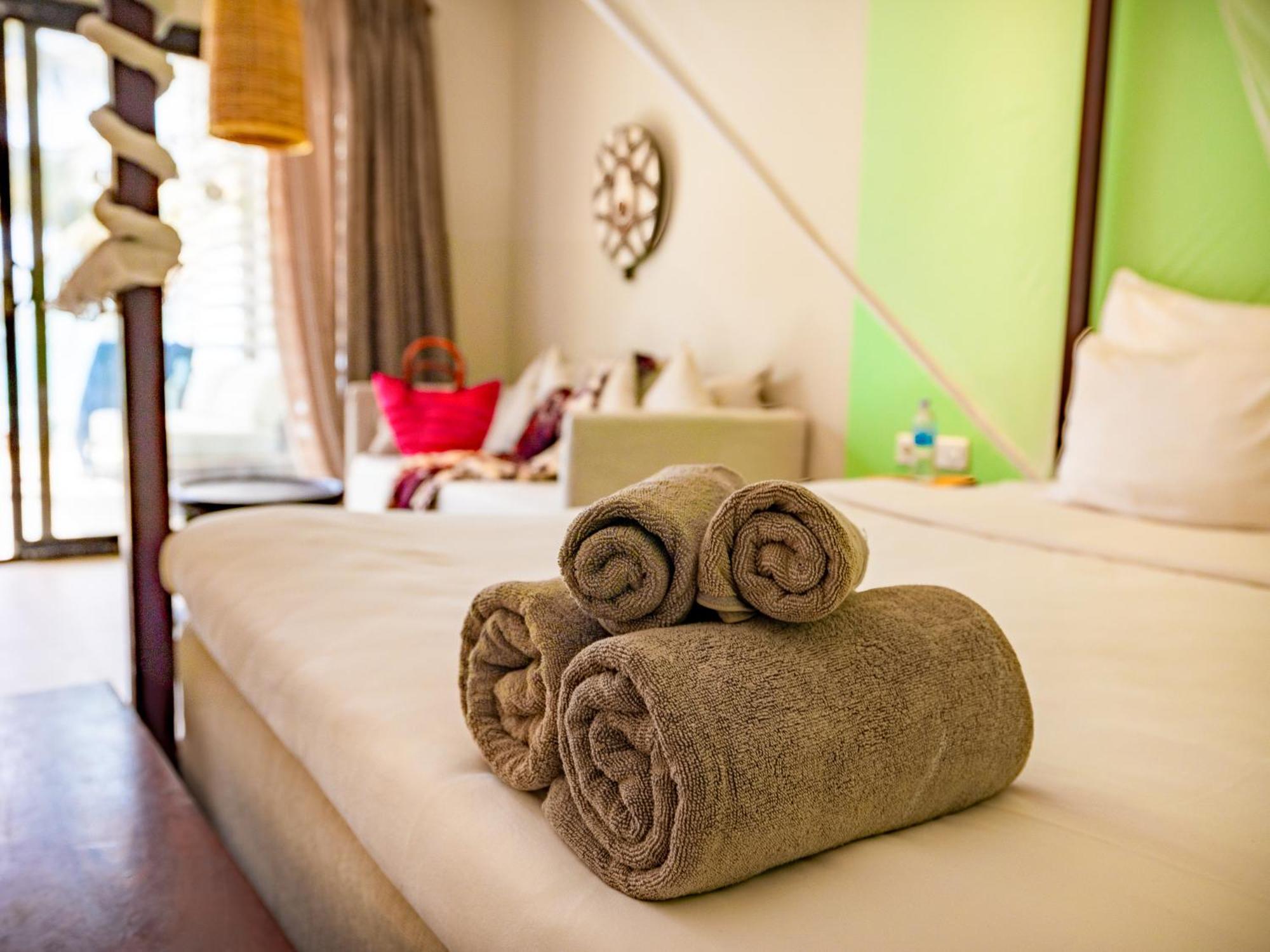 Tamala Beach Resort (Adults Only) Kotu Exterior photo